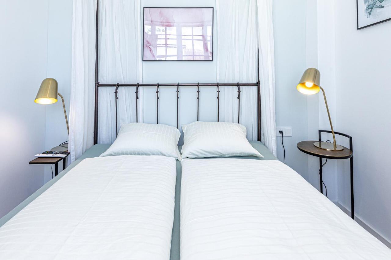 D&V Living Apartment Wina Bagian luar foto