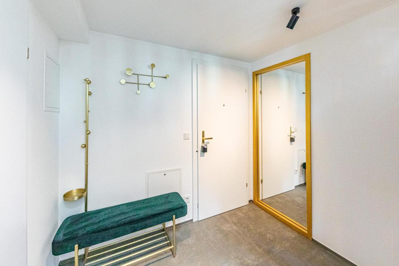 D&V Living Apartment Wina Bagian luar foto